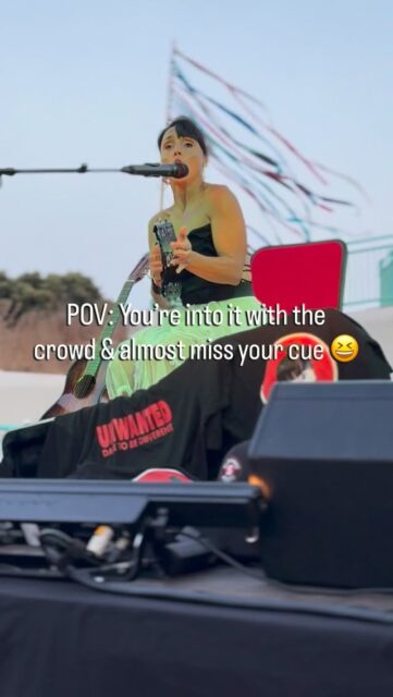 Watch closely… I nearly miss my cue because I’m too busy clapping along with the crowd! This is why I love playing live - getting caught up in the moment and feeding off the energy of the crowd… and my bandmates!
***
Fíjate bien… ¡casi me pierdo mi entrada por estar demasiado metida en el momento, aplaudiendo con el público! Esto es lo que me encanta del directo - dejarme llevar por el momento y sentir la energía del público y de mi banda!
#surianne #rockartist #livemusic #gmf #gibraltar
